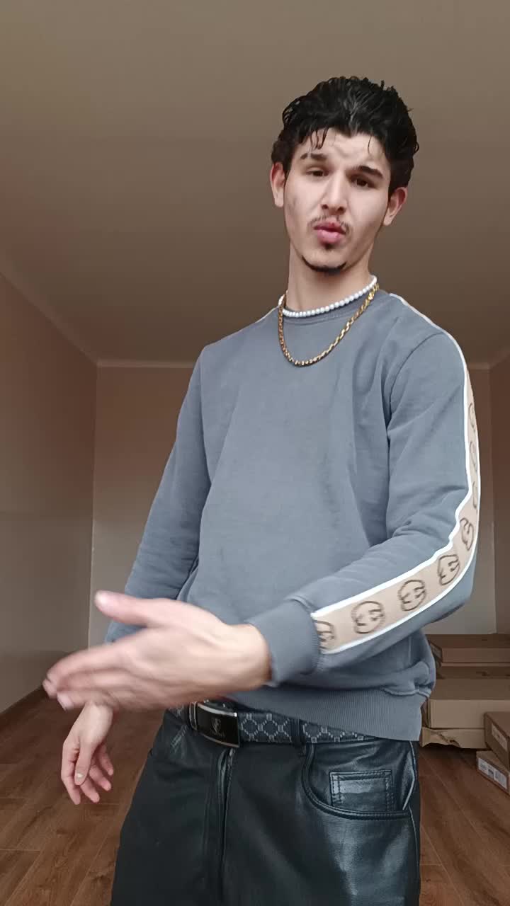 @Santiago_ Brand💥