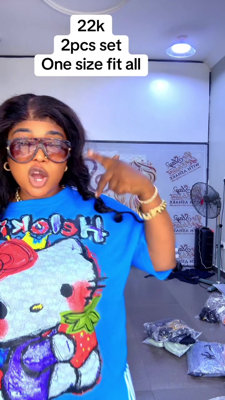 @SLAY WITH ASHAKE 27🛍️