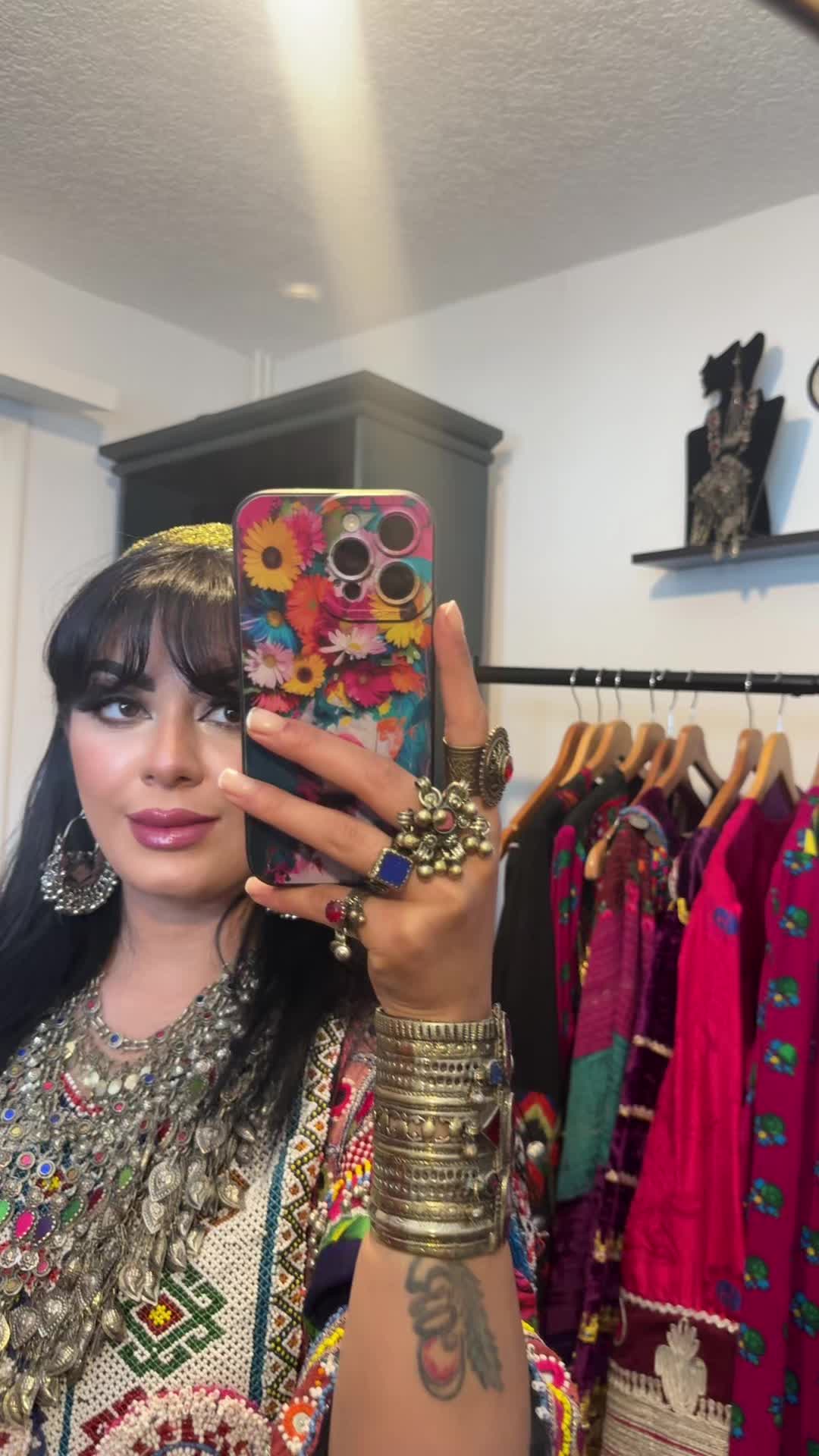 @rumiafghanboutique