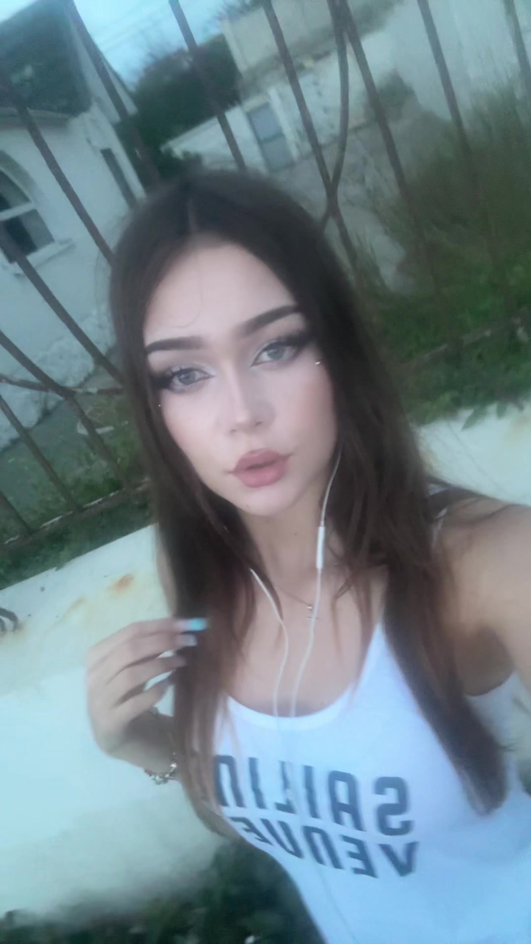 @nnnlllliiilli