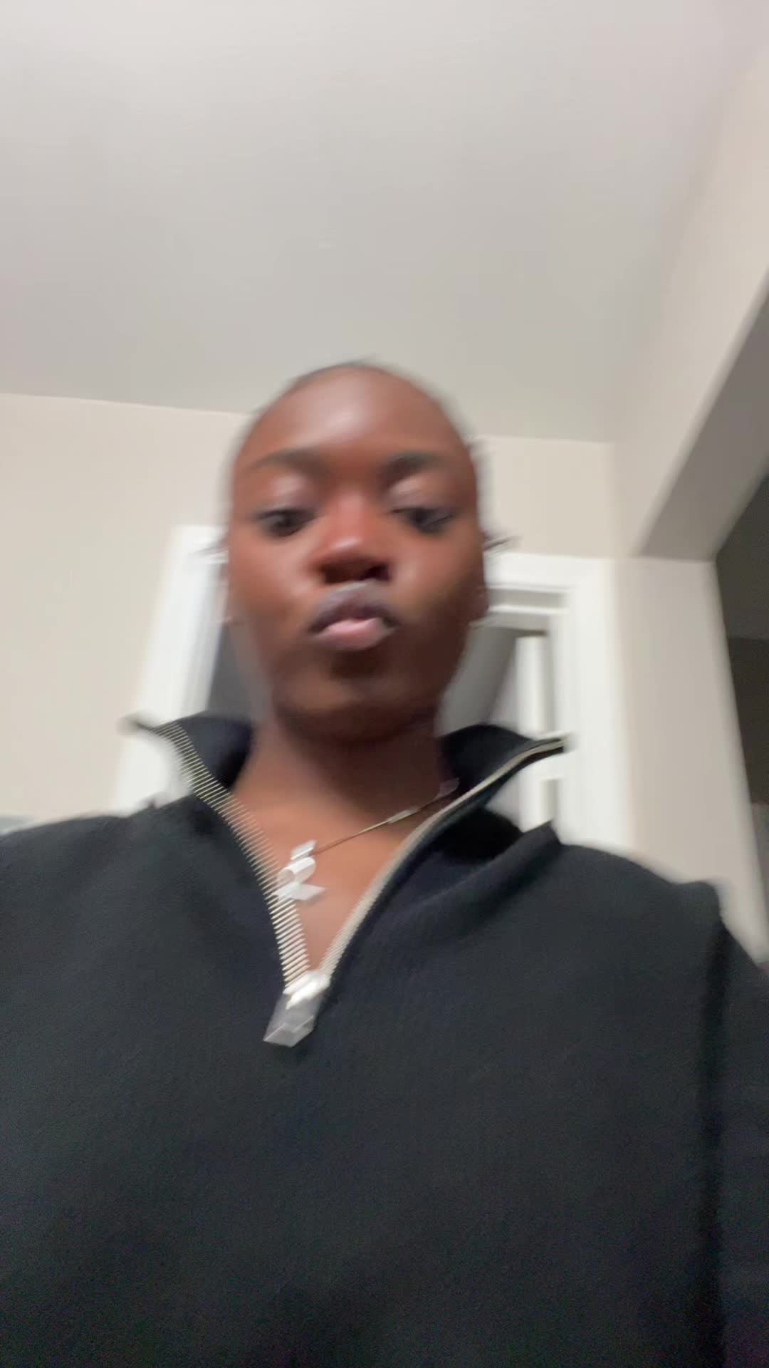 @Sia