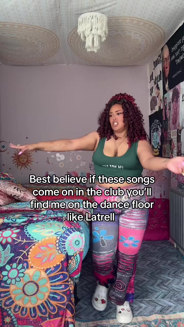 @🧚🏽♀️🍄Charn tanoushka☮️✌🏽