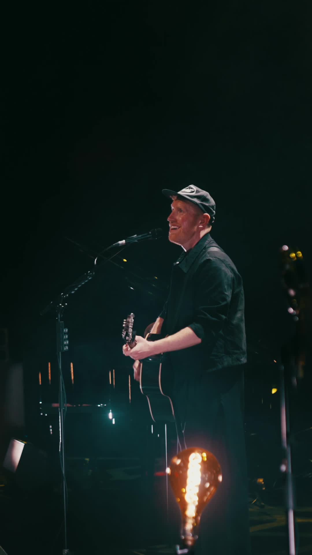 @Gavin James