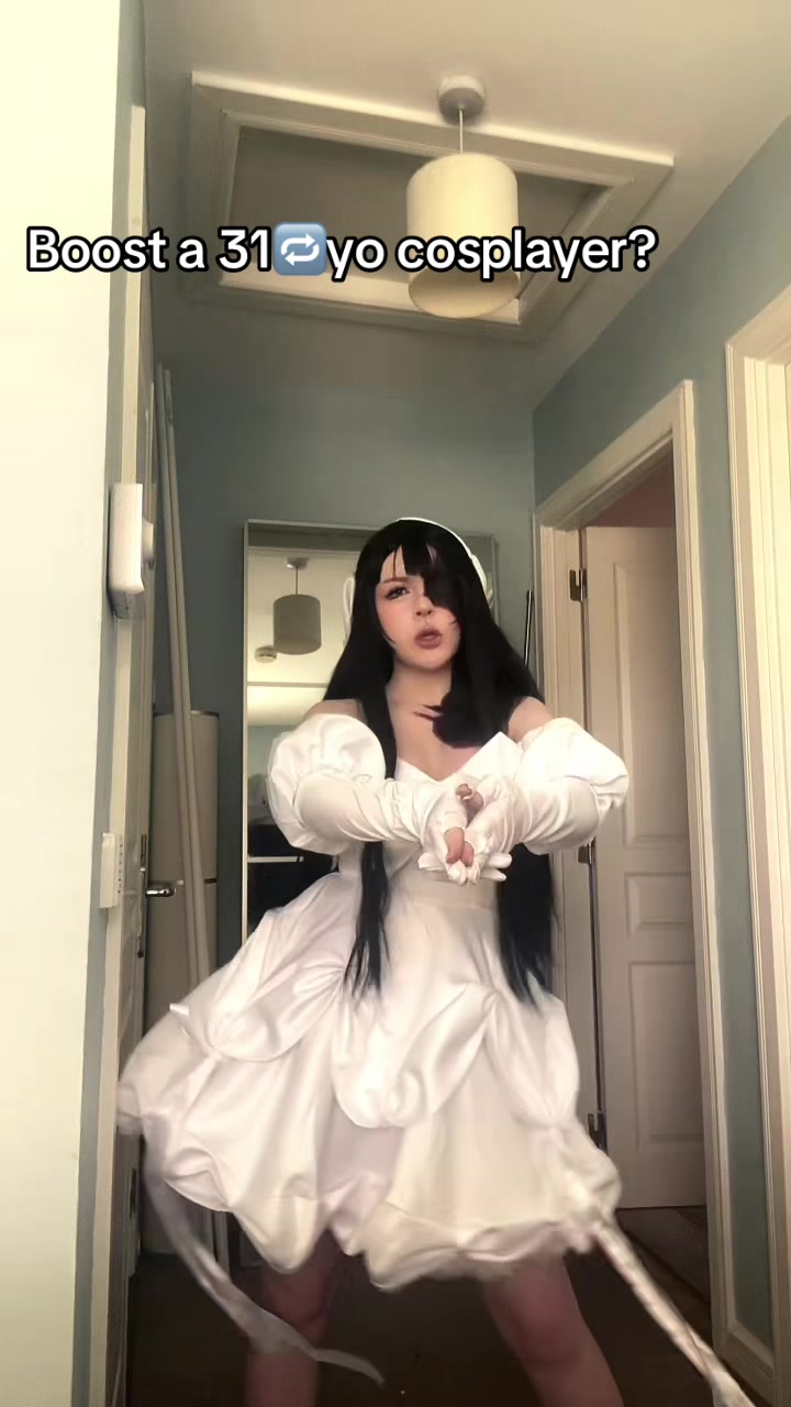 @𝘝𝘢𝘯𝘪𝘴𝘸𝘳𝘭