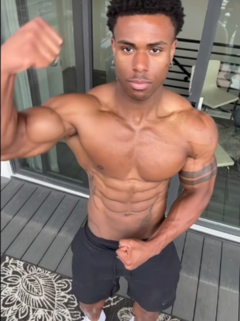 @Fit Man AI