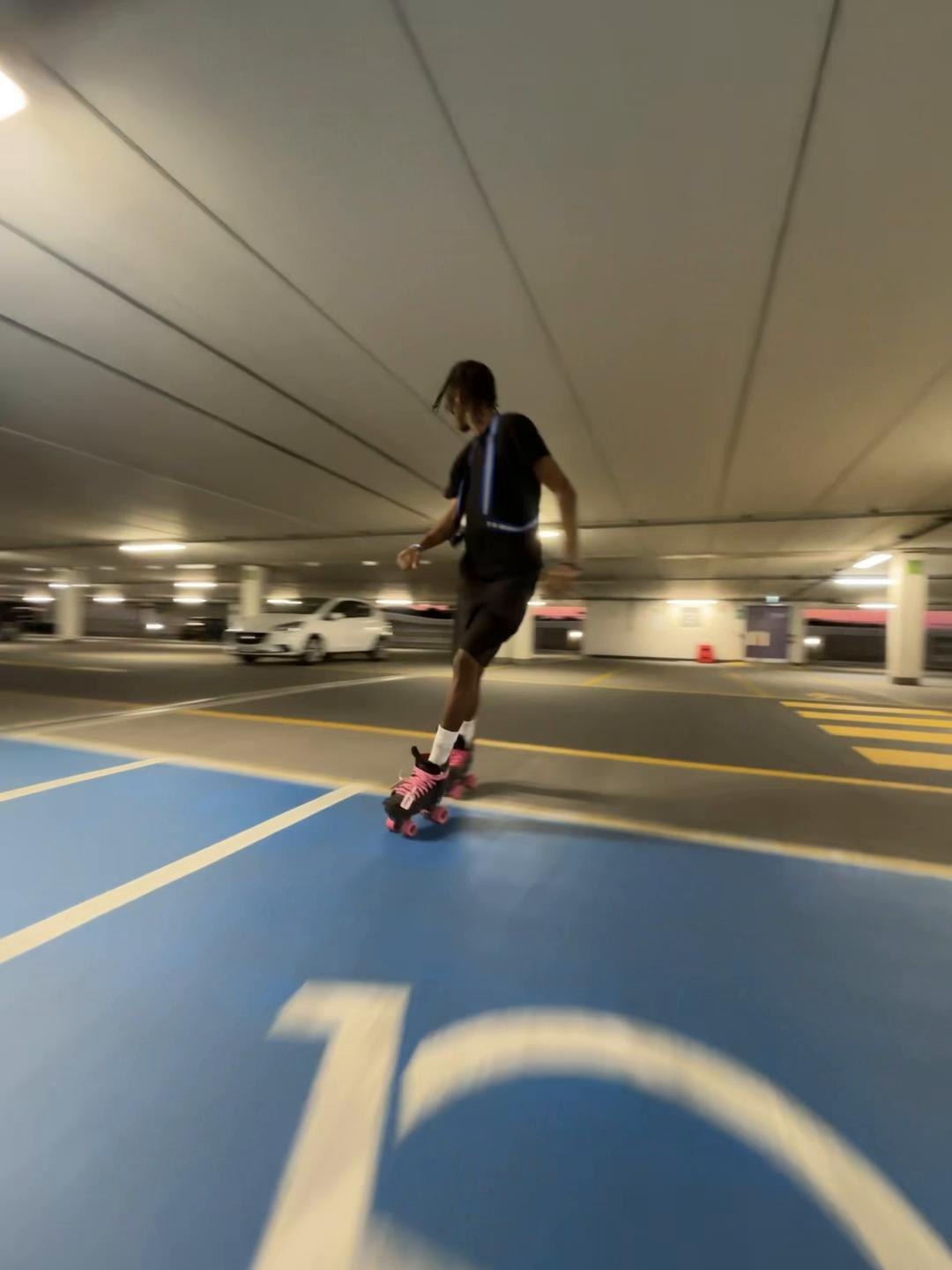 @Řadž🕴🏾