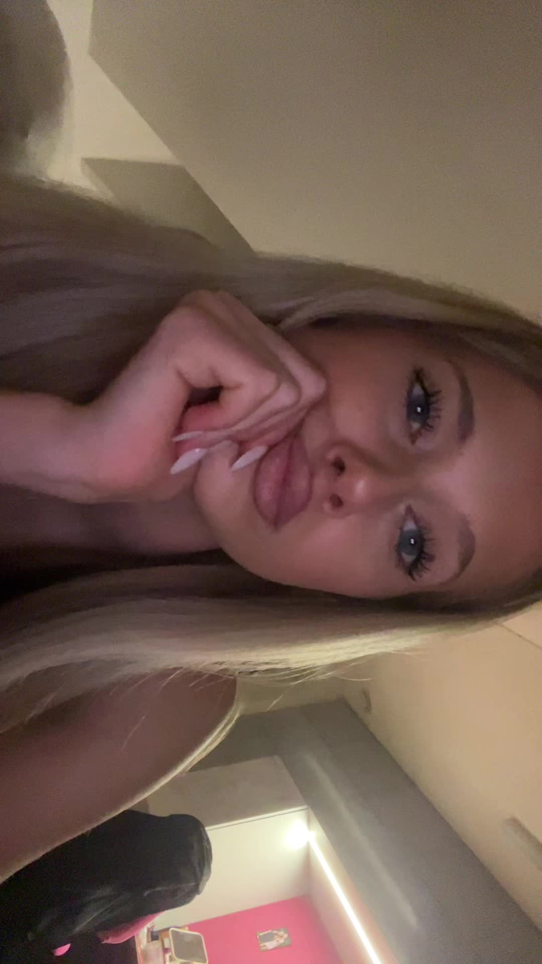 @aduska