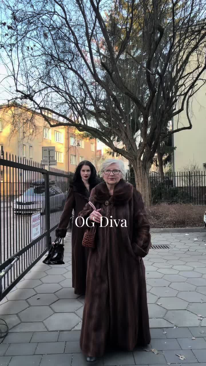 @mommybigazz