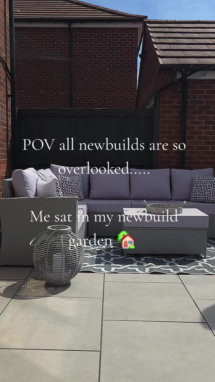 @Caroline Gee