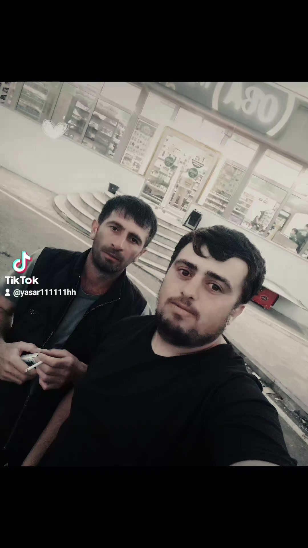 @11 ___111✊