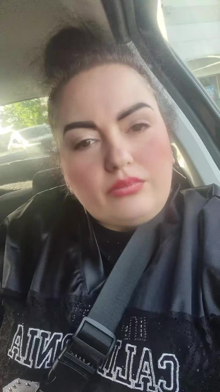 @ely_lavinia