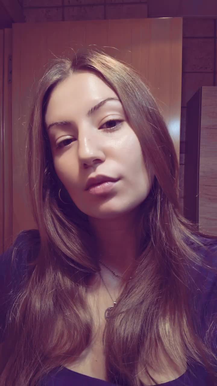 @crlaaloo__
