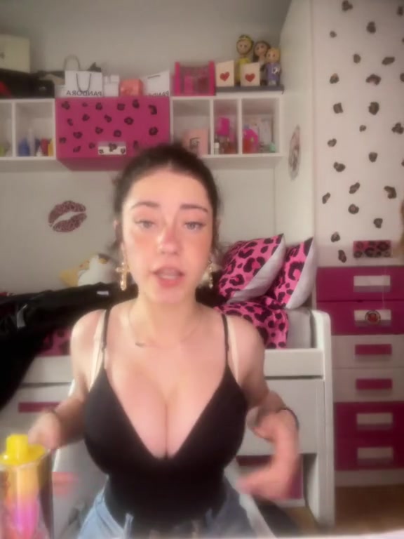 @Zaira