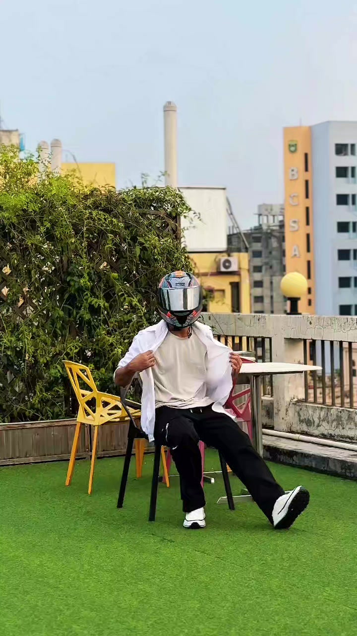 @𝙝𝙚𝙡𝙢𝙚𝙩𝙙𝙞𝙣𝙚𝙮𝙖🇰🇷