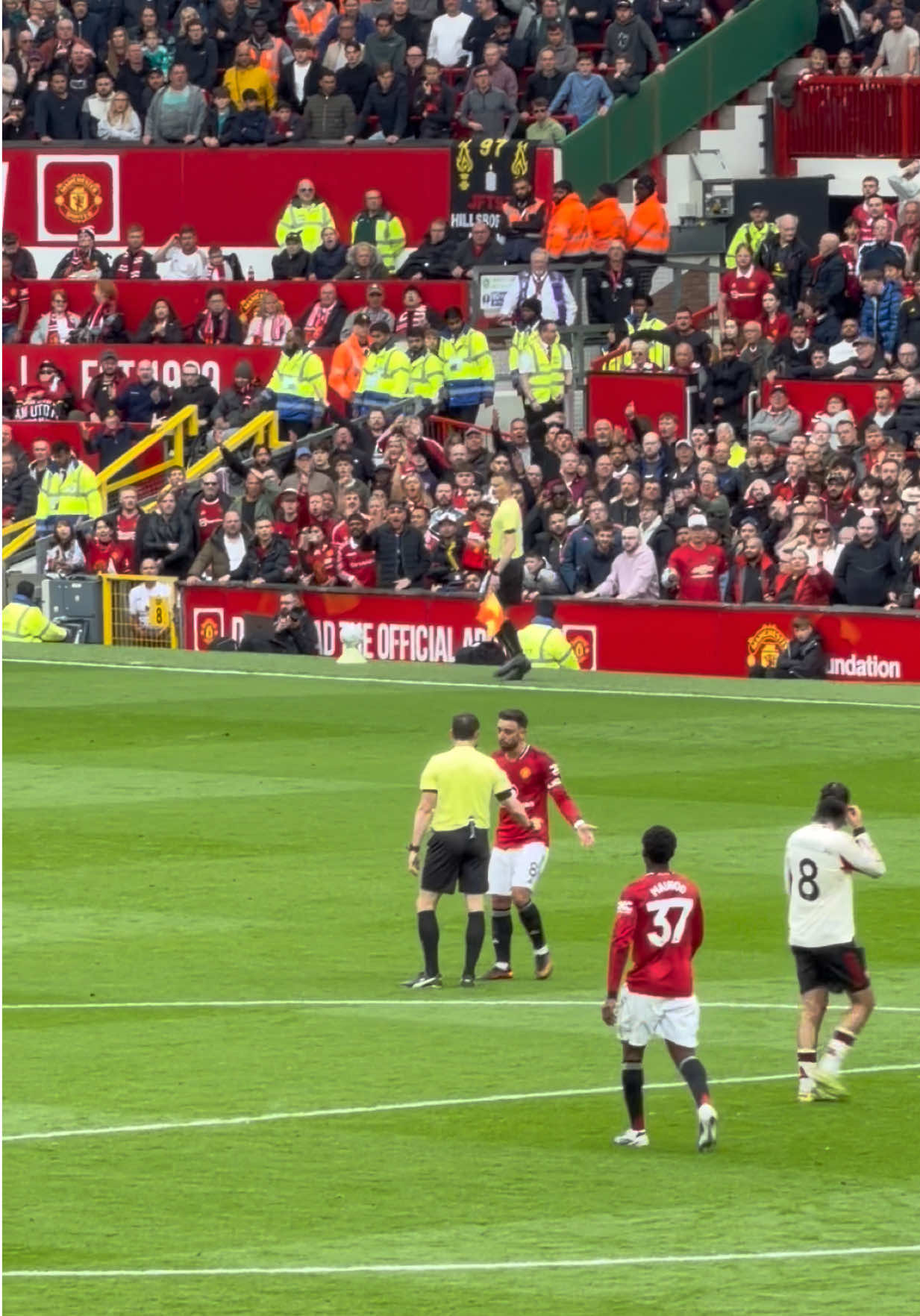 @Front Row United