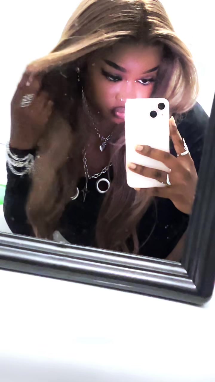 @iiihyssoj
