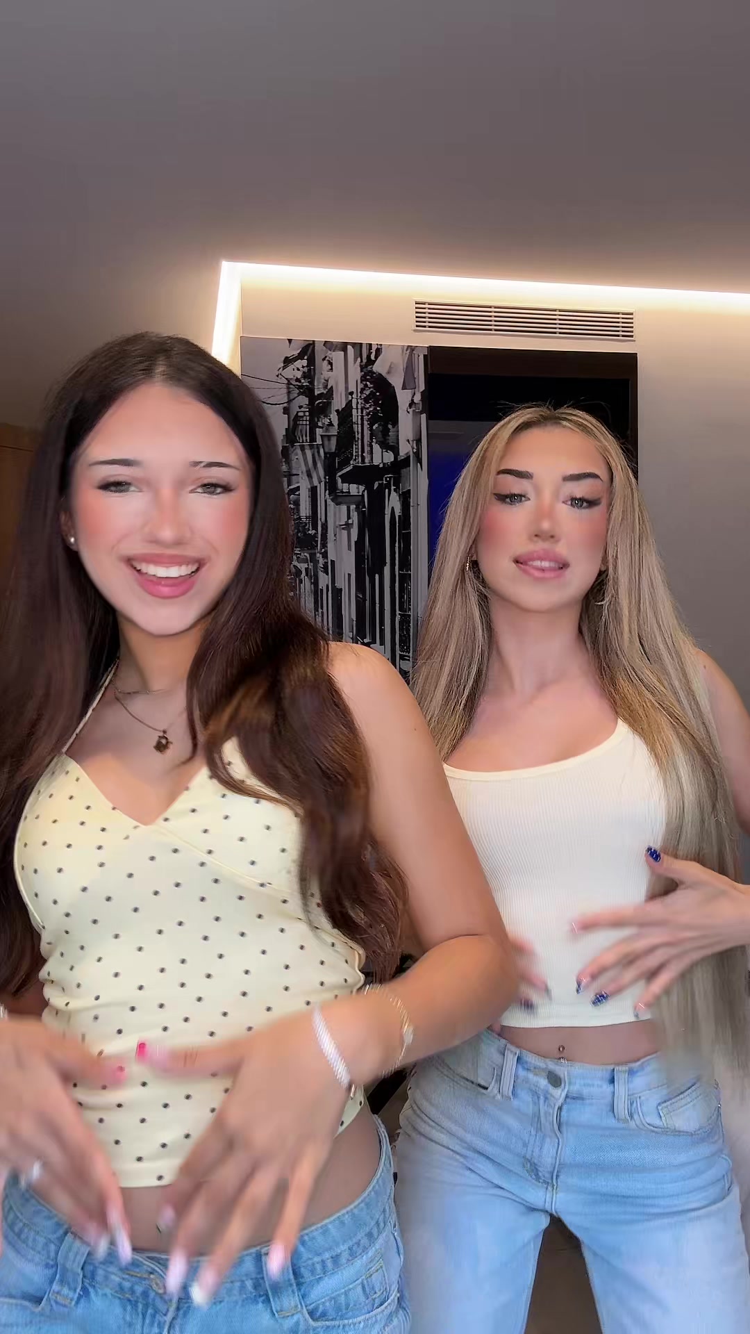 @valeriarebollo