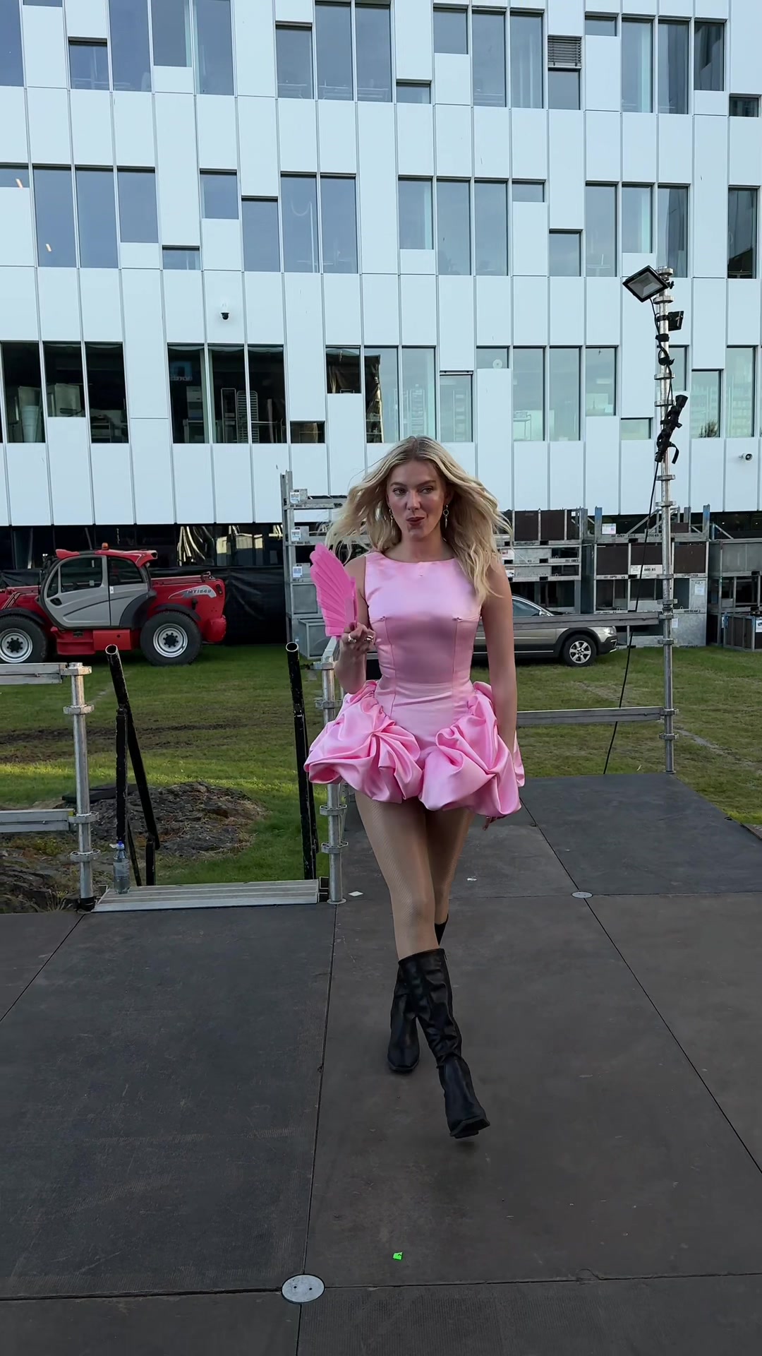 @Astrid S