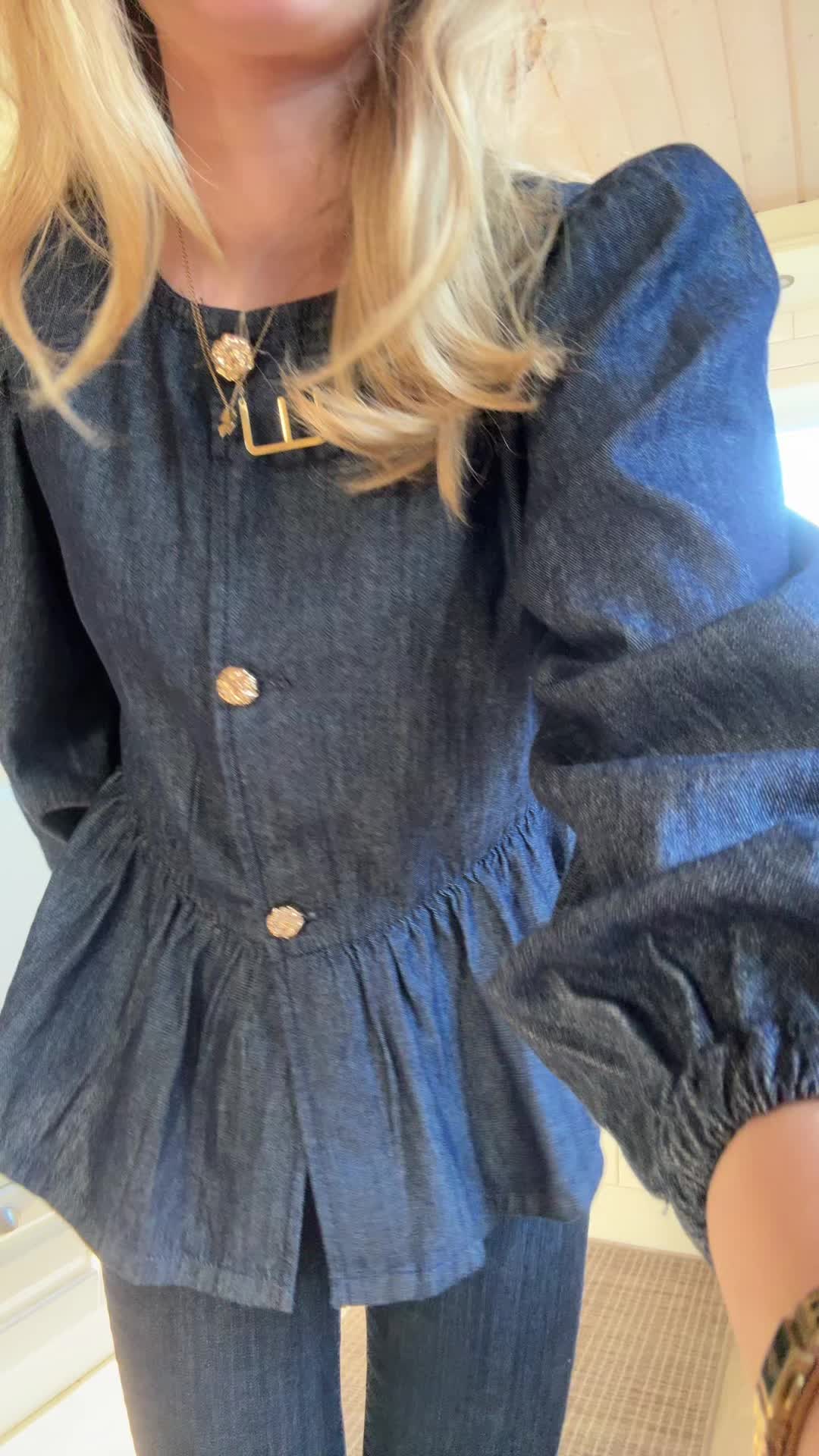 @𝑬𝑩𝑩𝐀