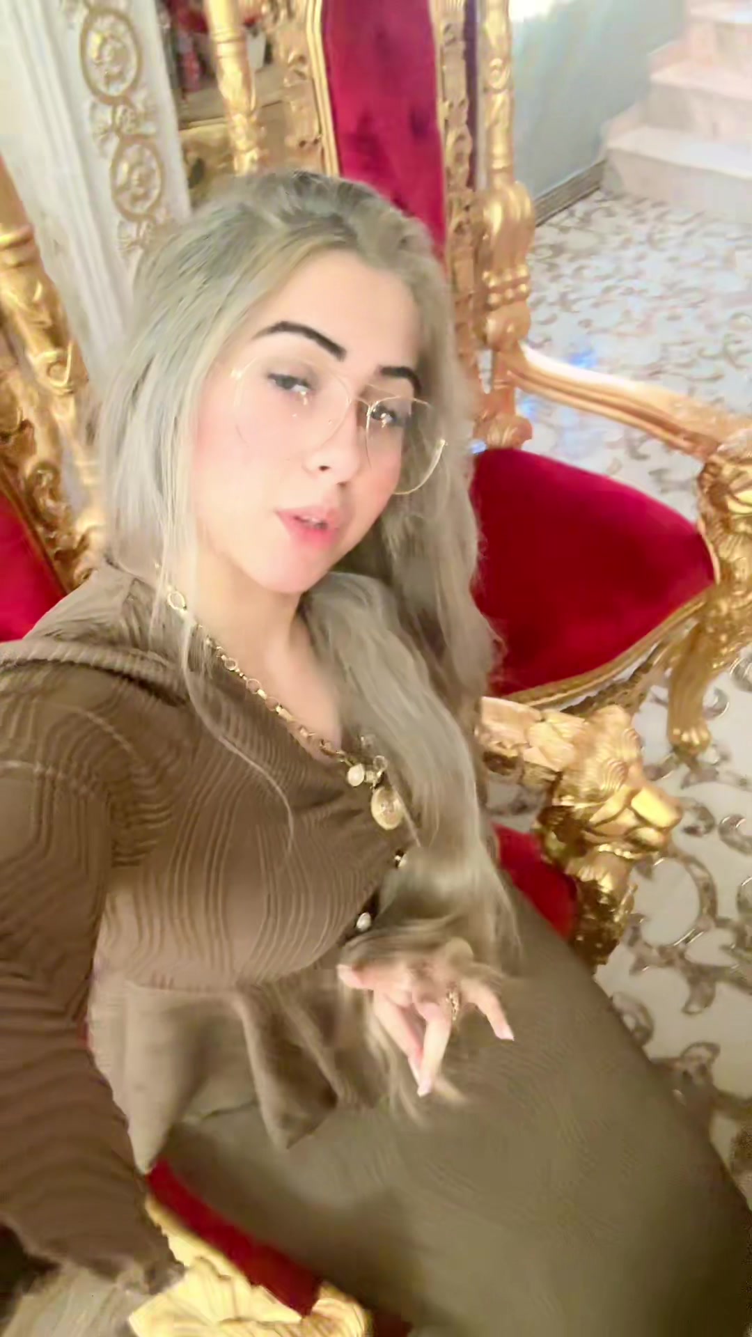 @Roxanarostz🖤🦅