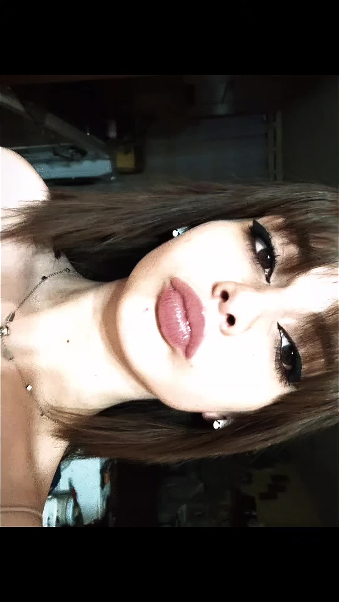 @Karol Conti