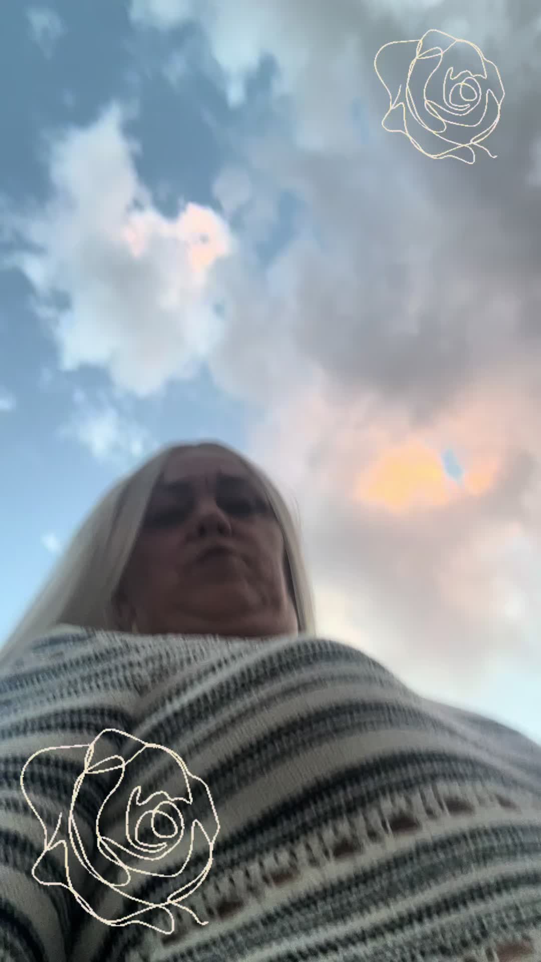 @Nela