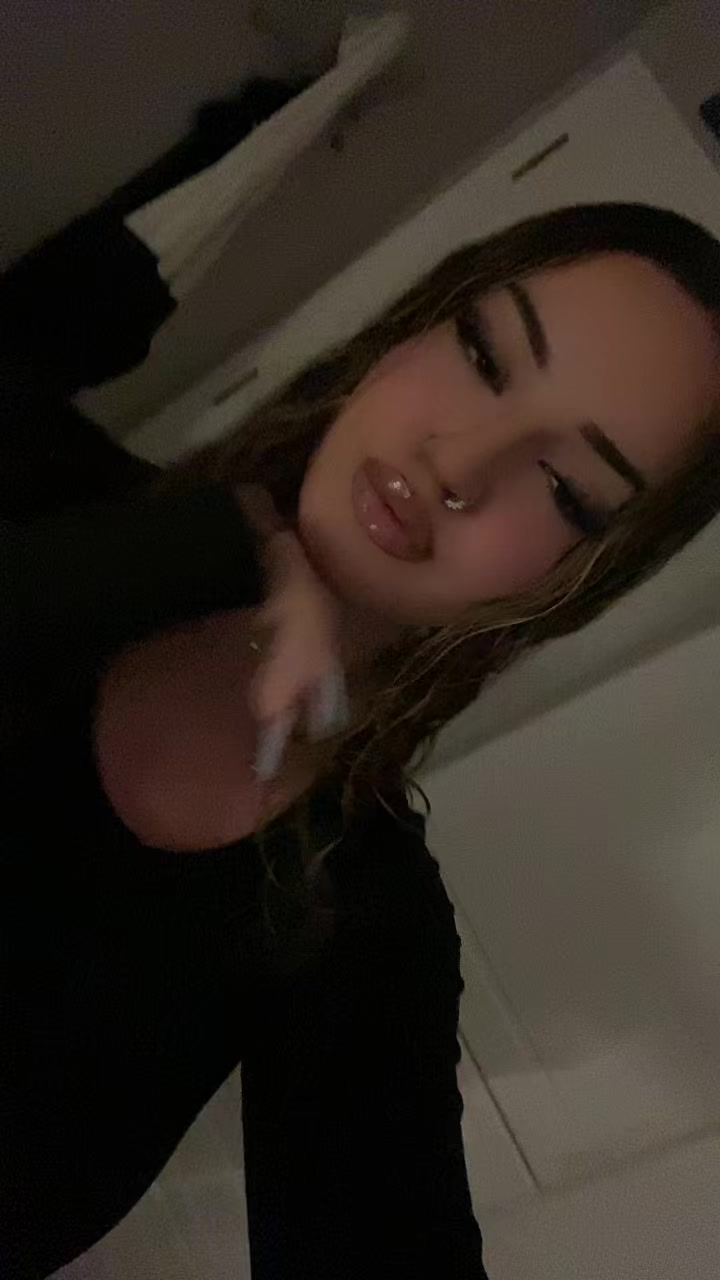 @𝒩