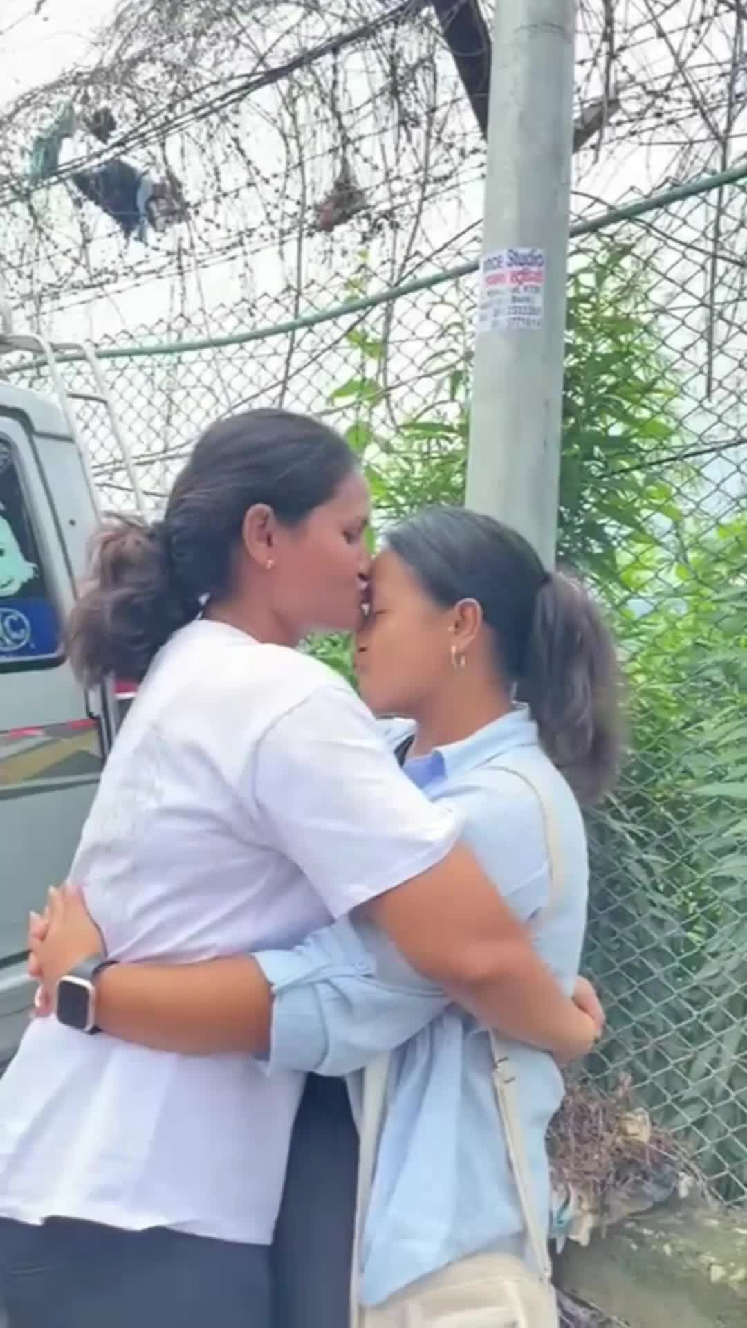 @Bomᥫ᭡.