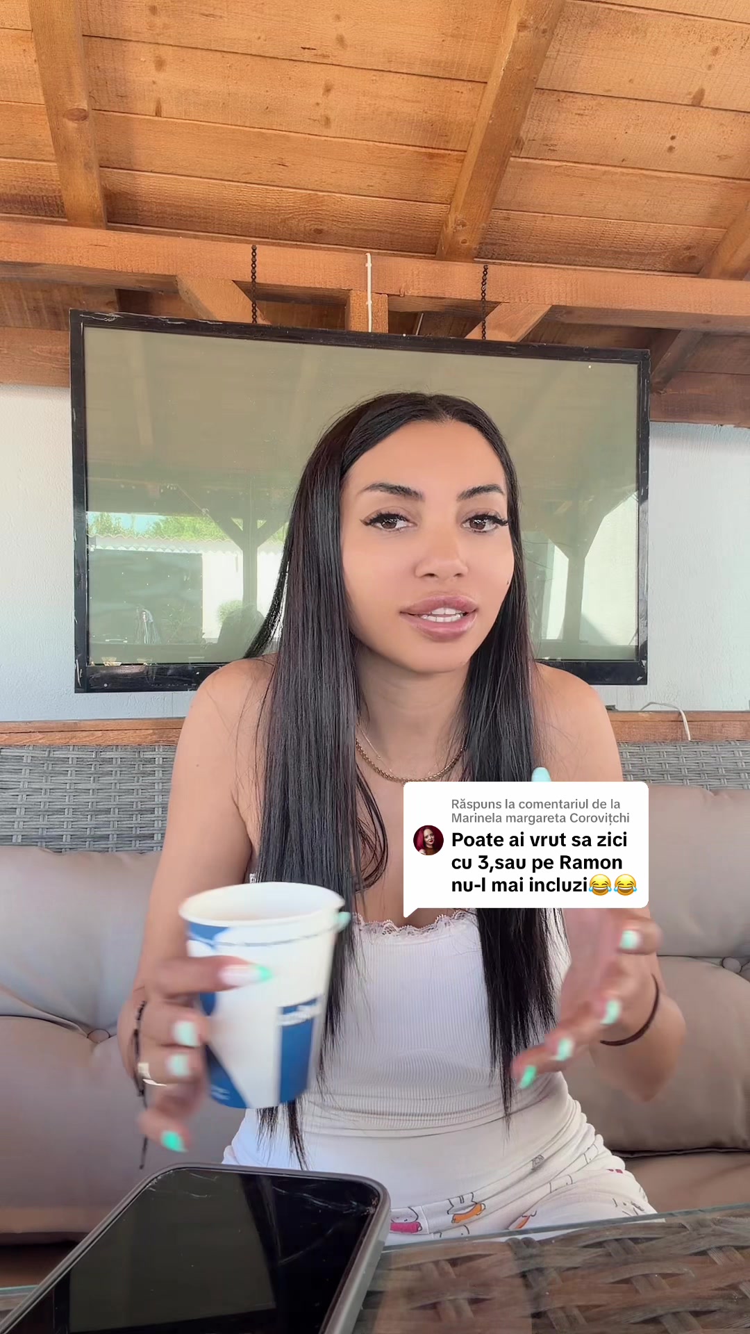 @Adriana Zidaru