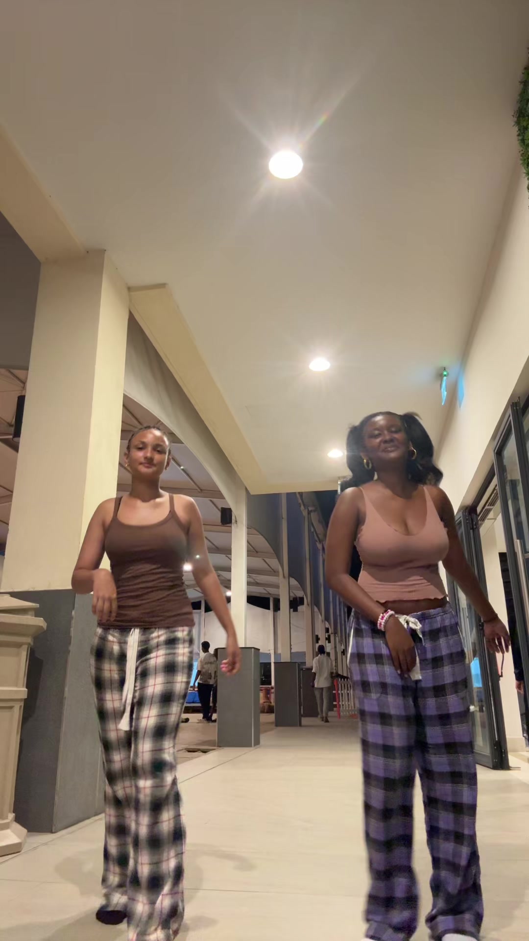 @tillywillyandsonisoni
