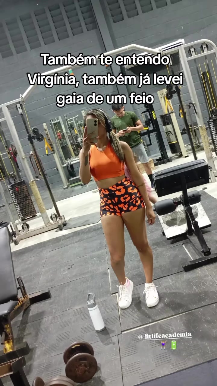 @taise Silva867