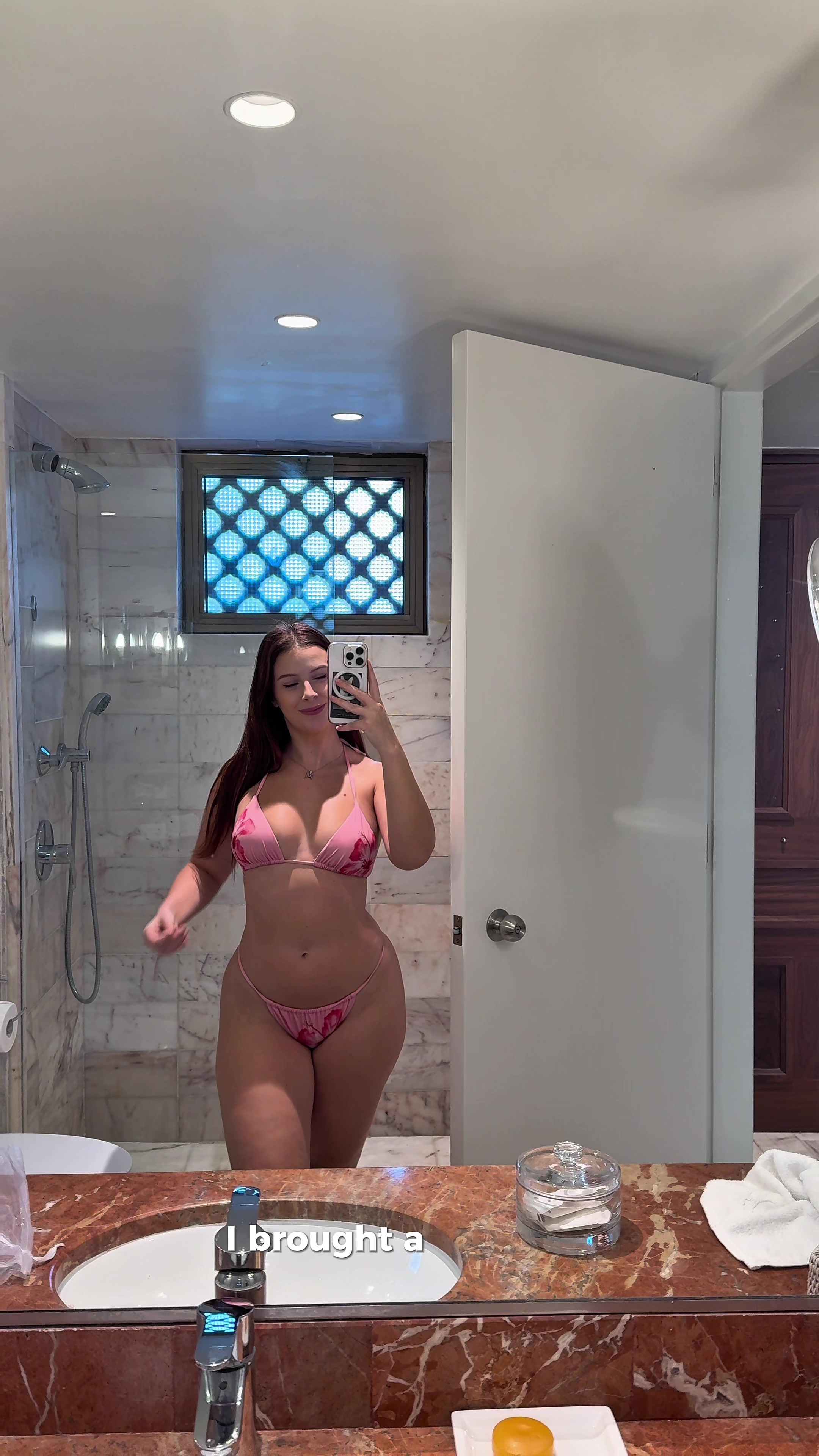 @Mia 🦋