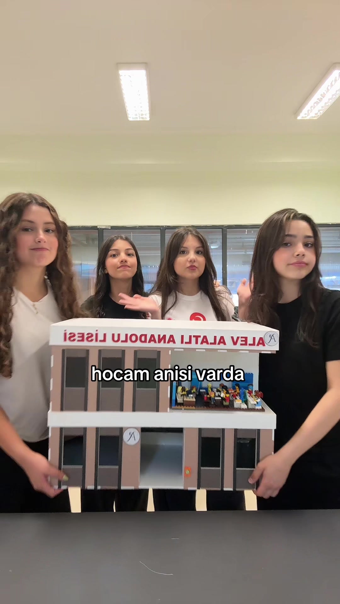 @alatlianlik