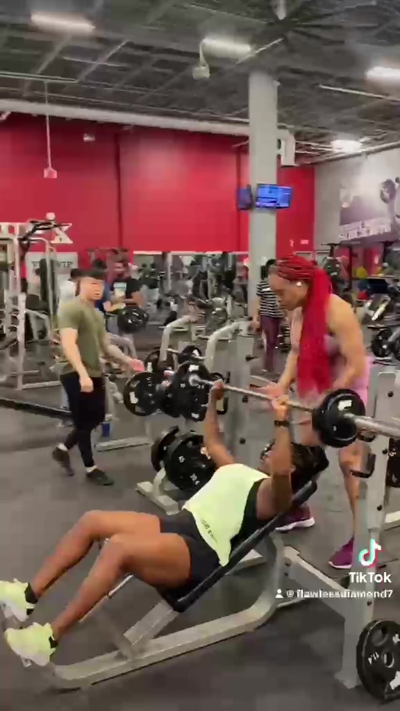 @Iamcassfit
