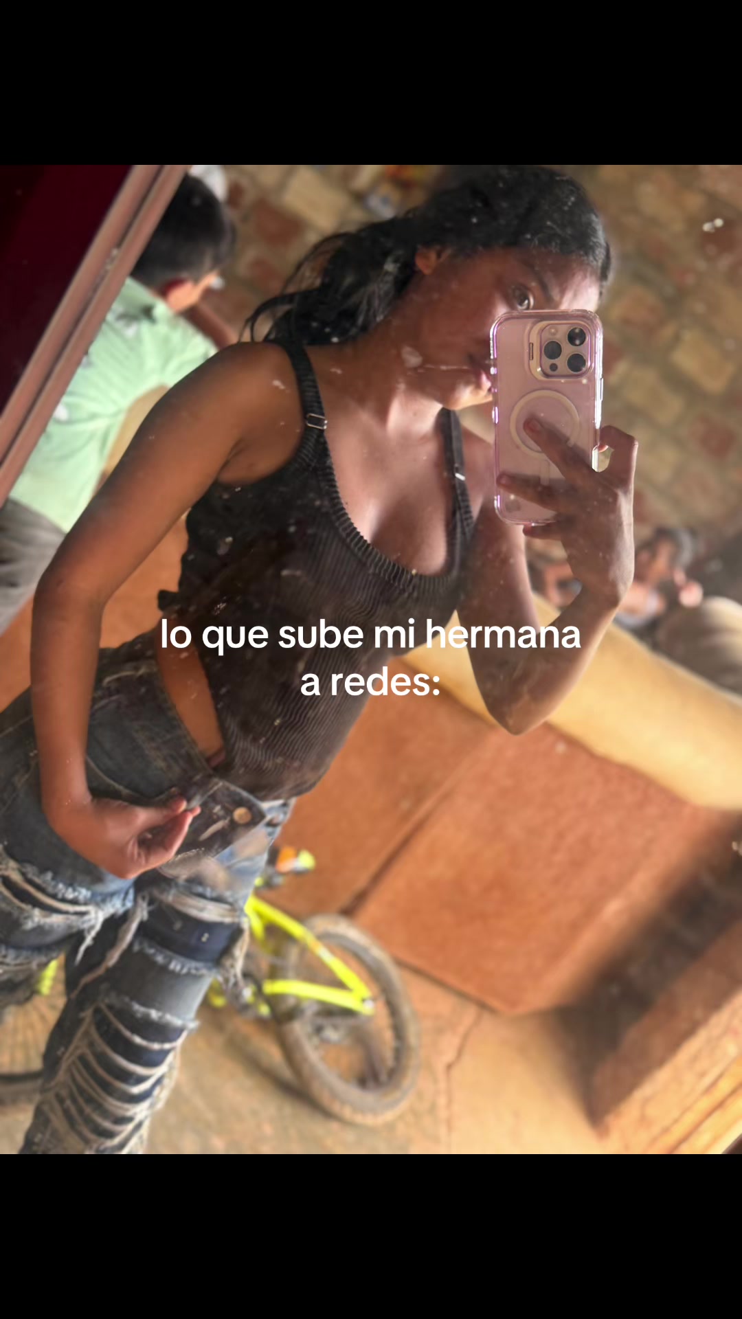 @Jessica🖤.!