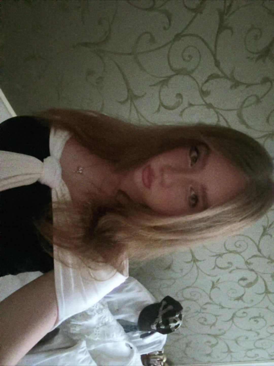 @sofa𖥂