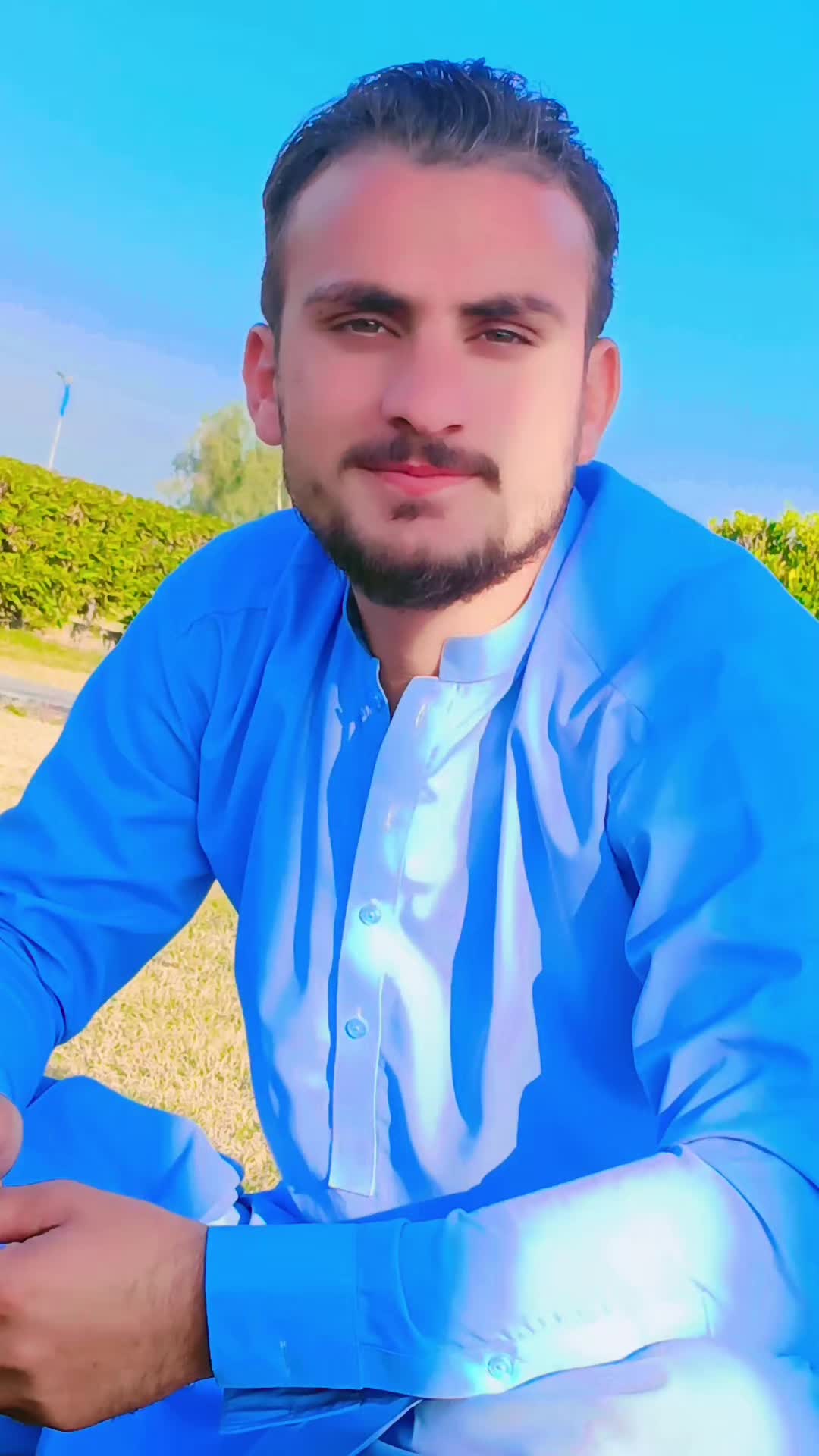 @Sabtain haider Khan hoti 999