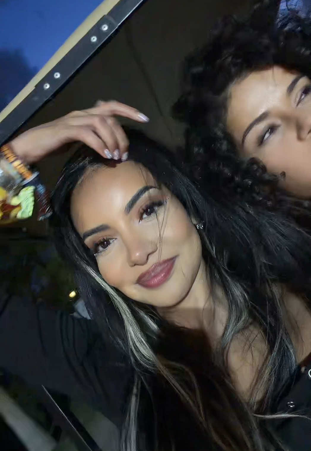 @Sabrina