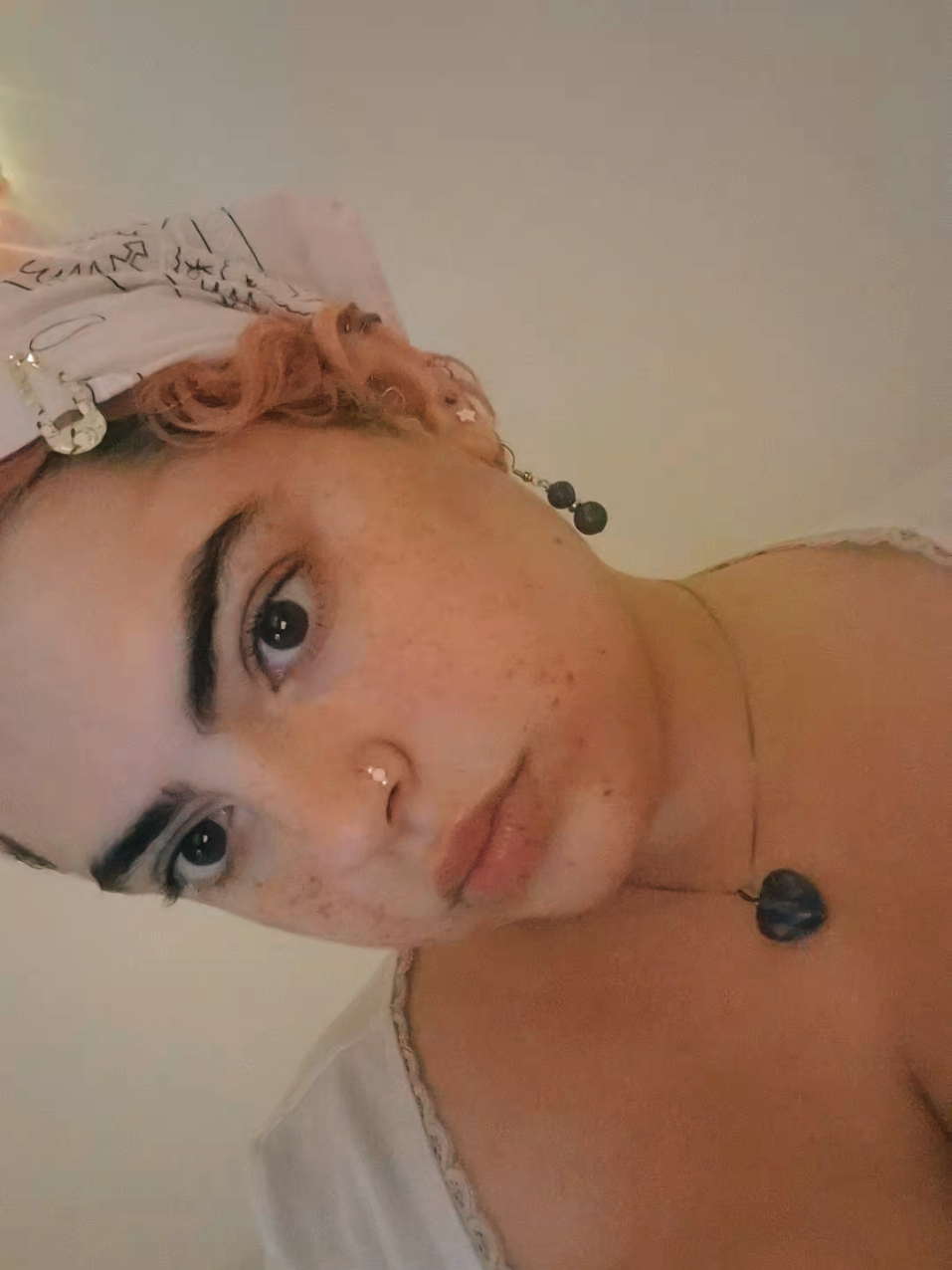 @Bunny🍓🐰🌸