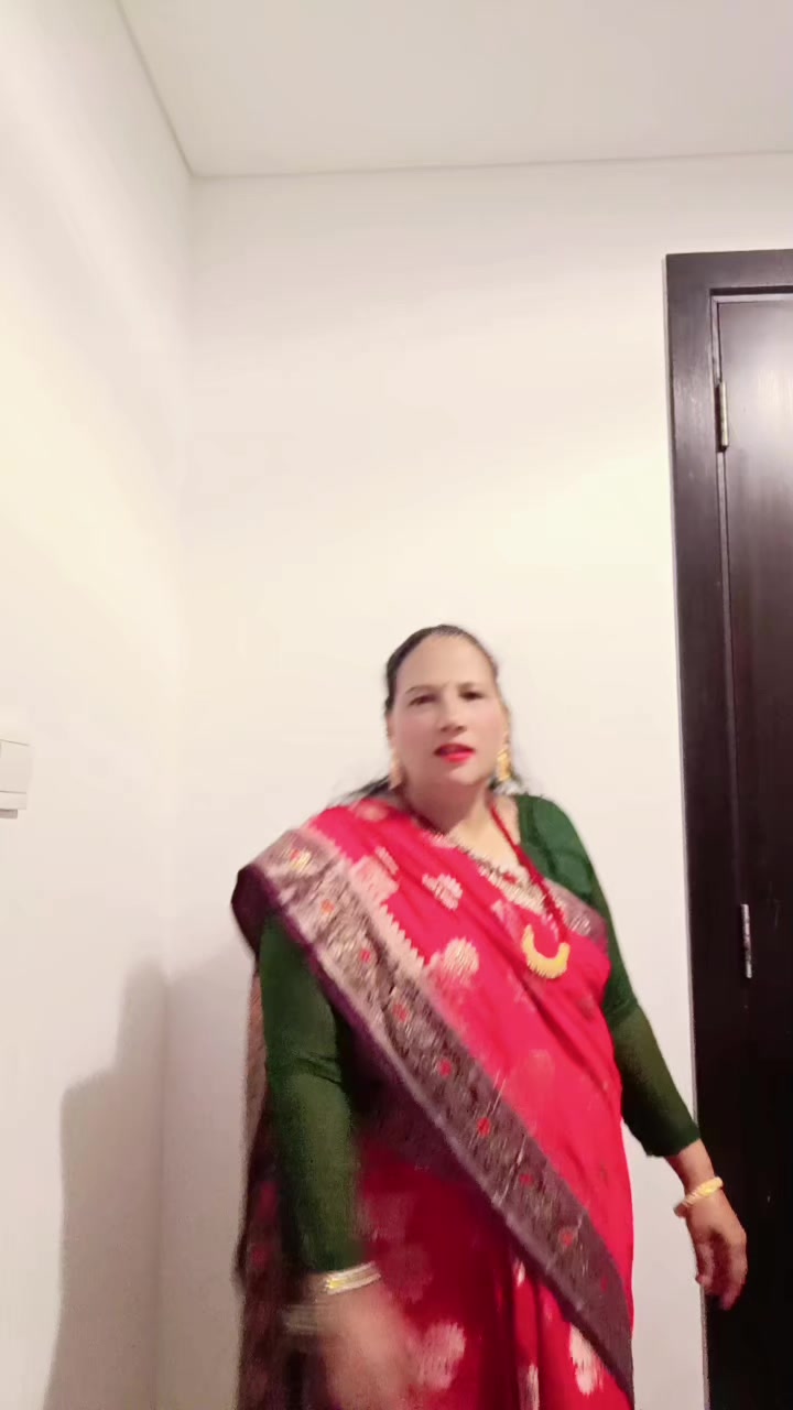 @maya pandey8145🇳🇵🇦🇪🌹