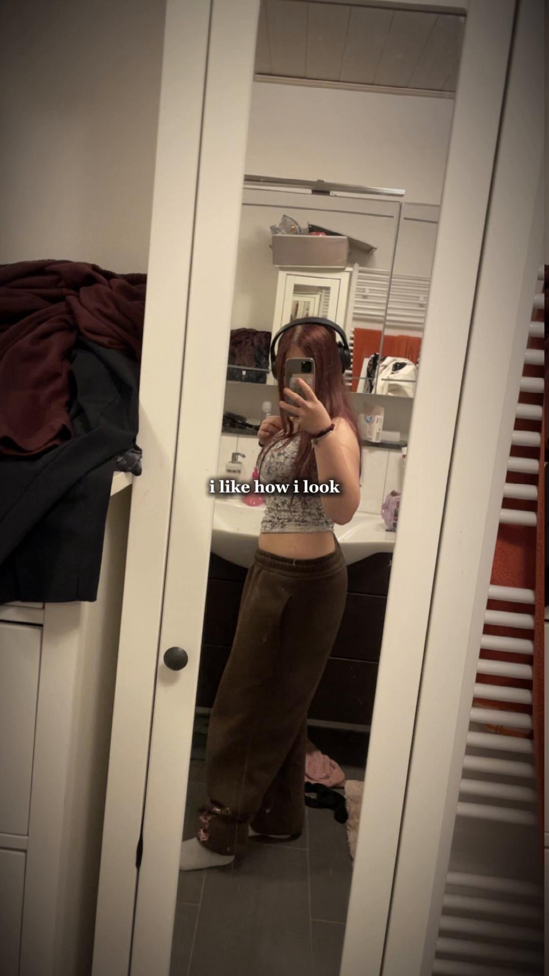 @💋