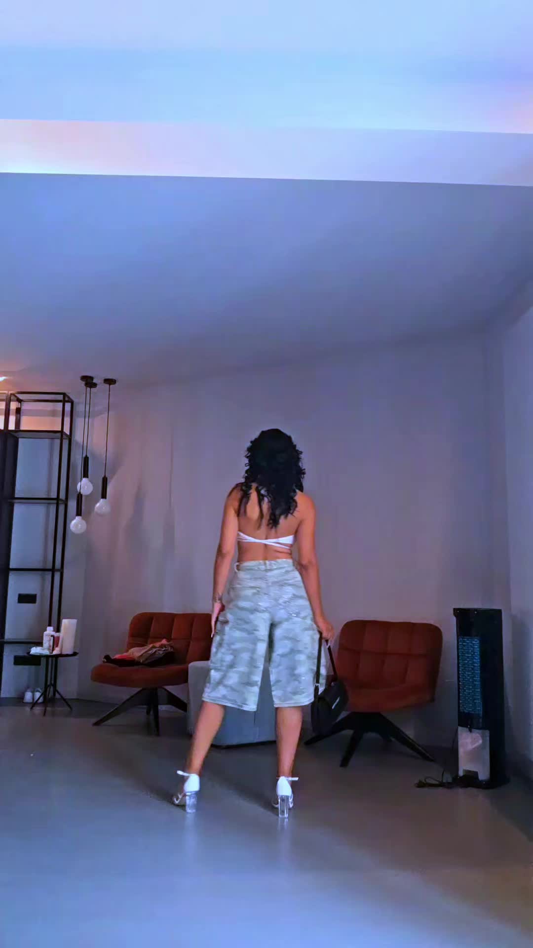 @Lavinia_Willson