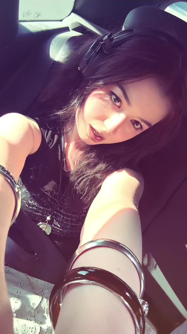@sleepingbeauddie