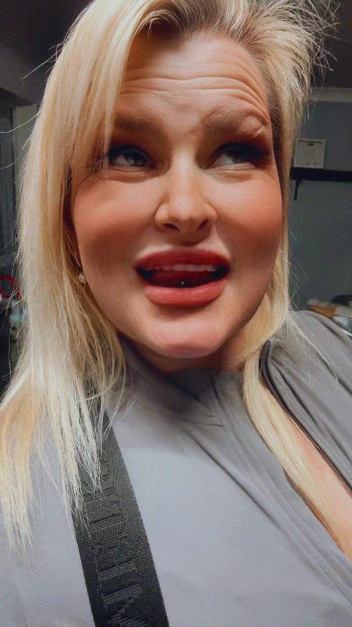 @nikki_19742