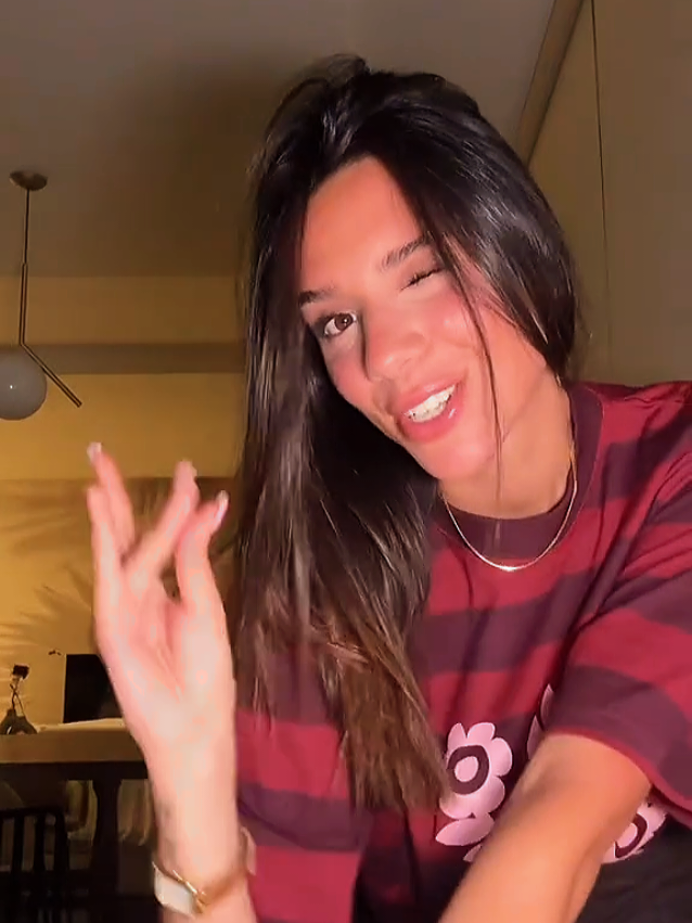@Chris__C0l0