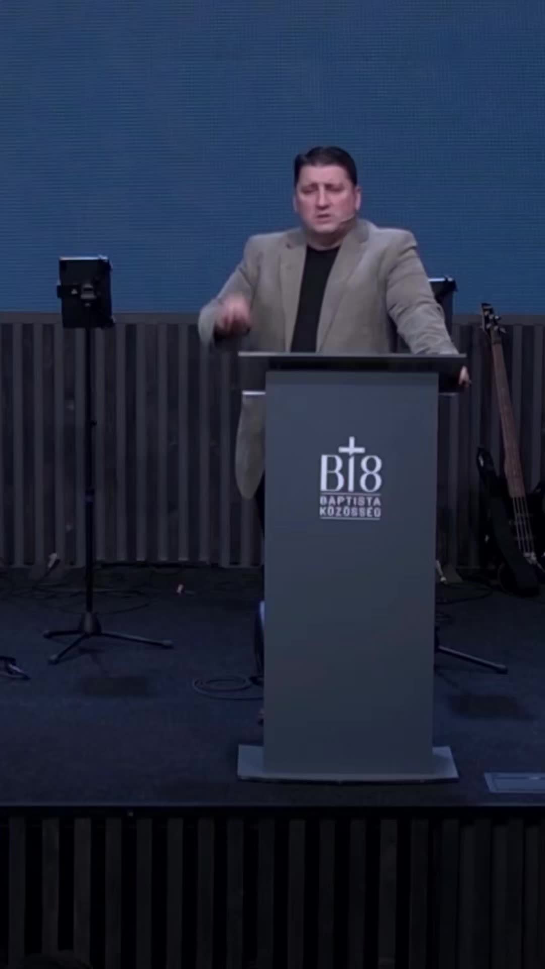 @Novák Zsolt