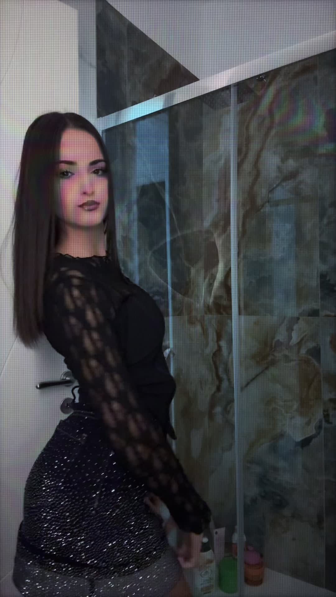 @11⛓️