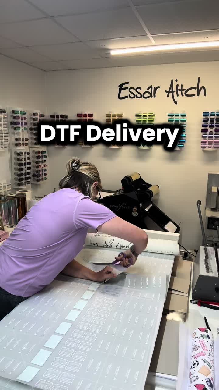 @Essar Aitch®️ / Sharon