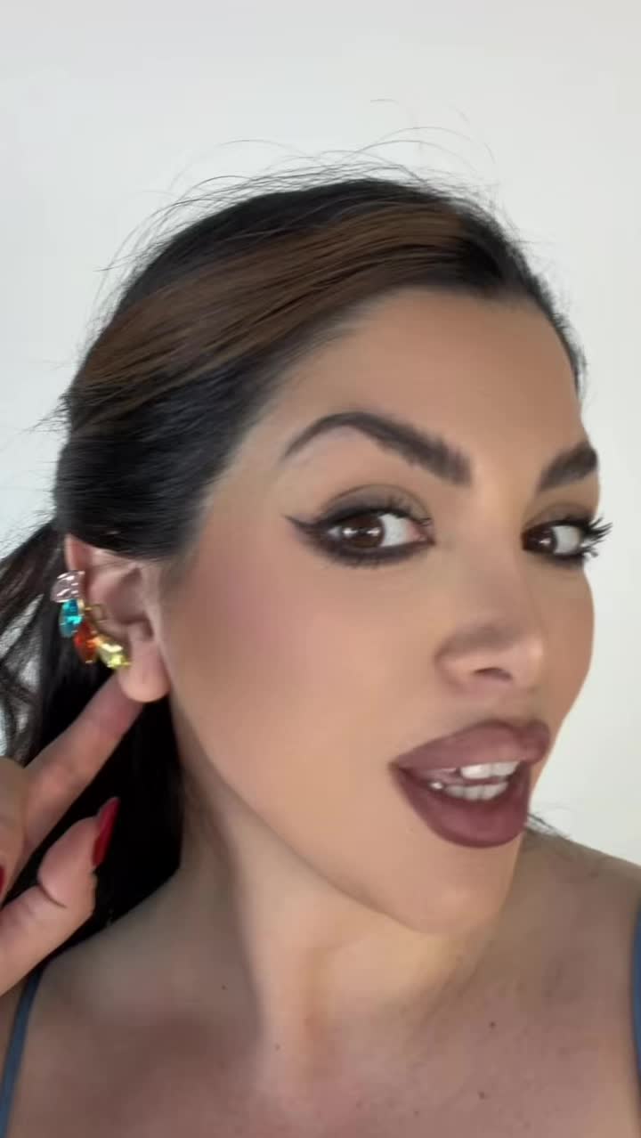 @DonnaVamp