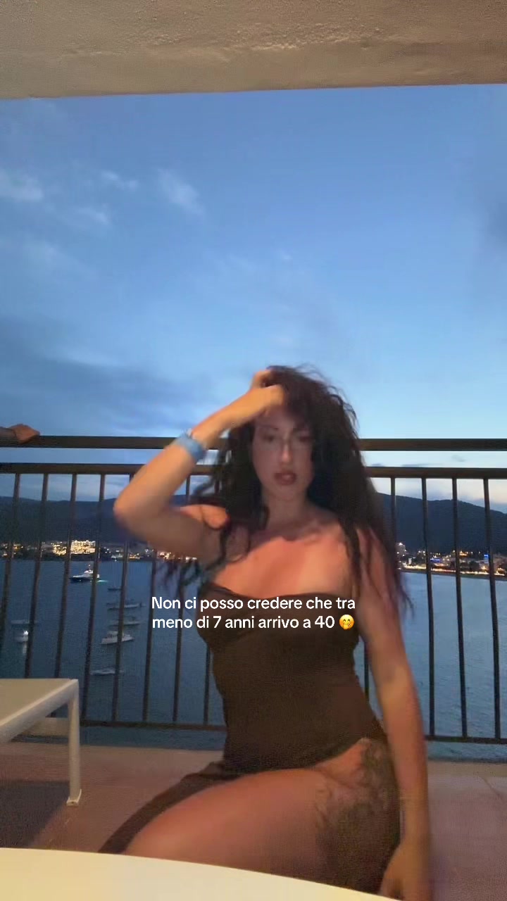 @EmanuelaLindY